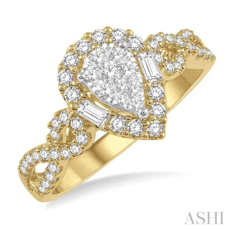 1/2 Ctw Pear Shape Bow Shank Lovebright Diamond Cluster Ring in 14K Yellow and White Gold