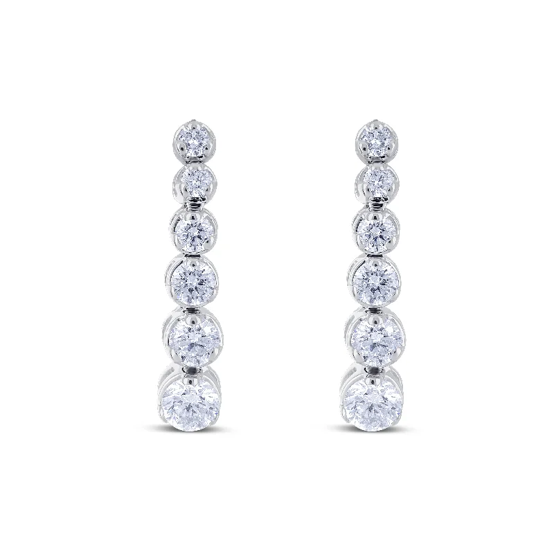 14K White Gold Round Graduating Drop Earrings