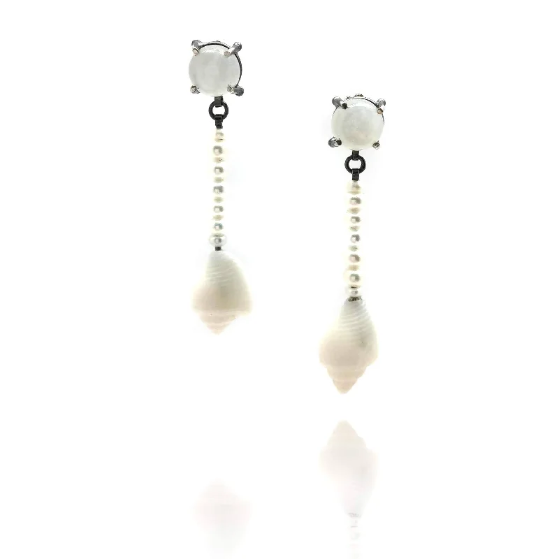 Pearl & Shell earrings