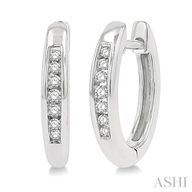 1/10 Ctw Inlay Round Cut Diamond Huggie Earrings in 10K White Gold