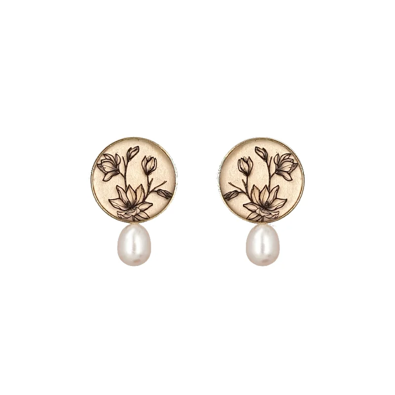 Round Pearlstuds, Magnolia