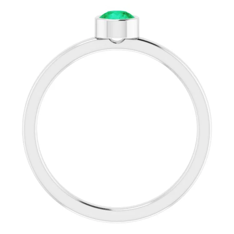 14K White 4 mm Natural Emerald Ring