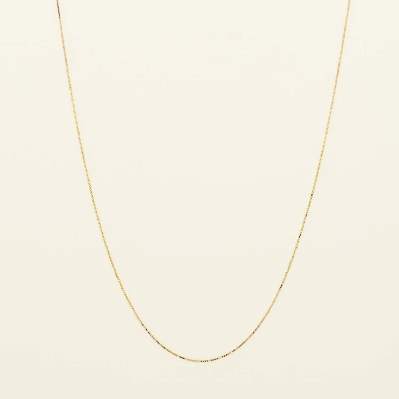 Box Chain in 14kt Yellow Gold (18 inches and 0.6mm wide)