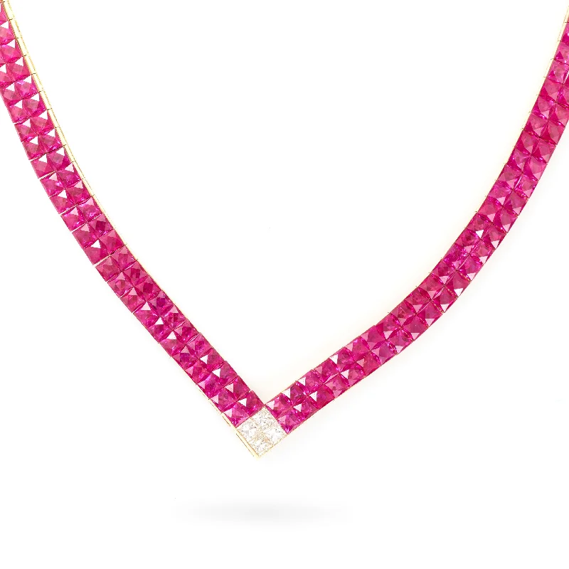 18k Yellow Gold Estate 18-Carat Princess Cut Ruby and Diamond Omega Necklace 18 Inches in Length